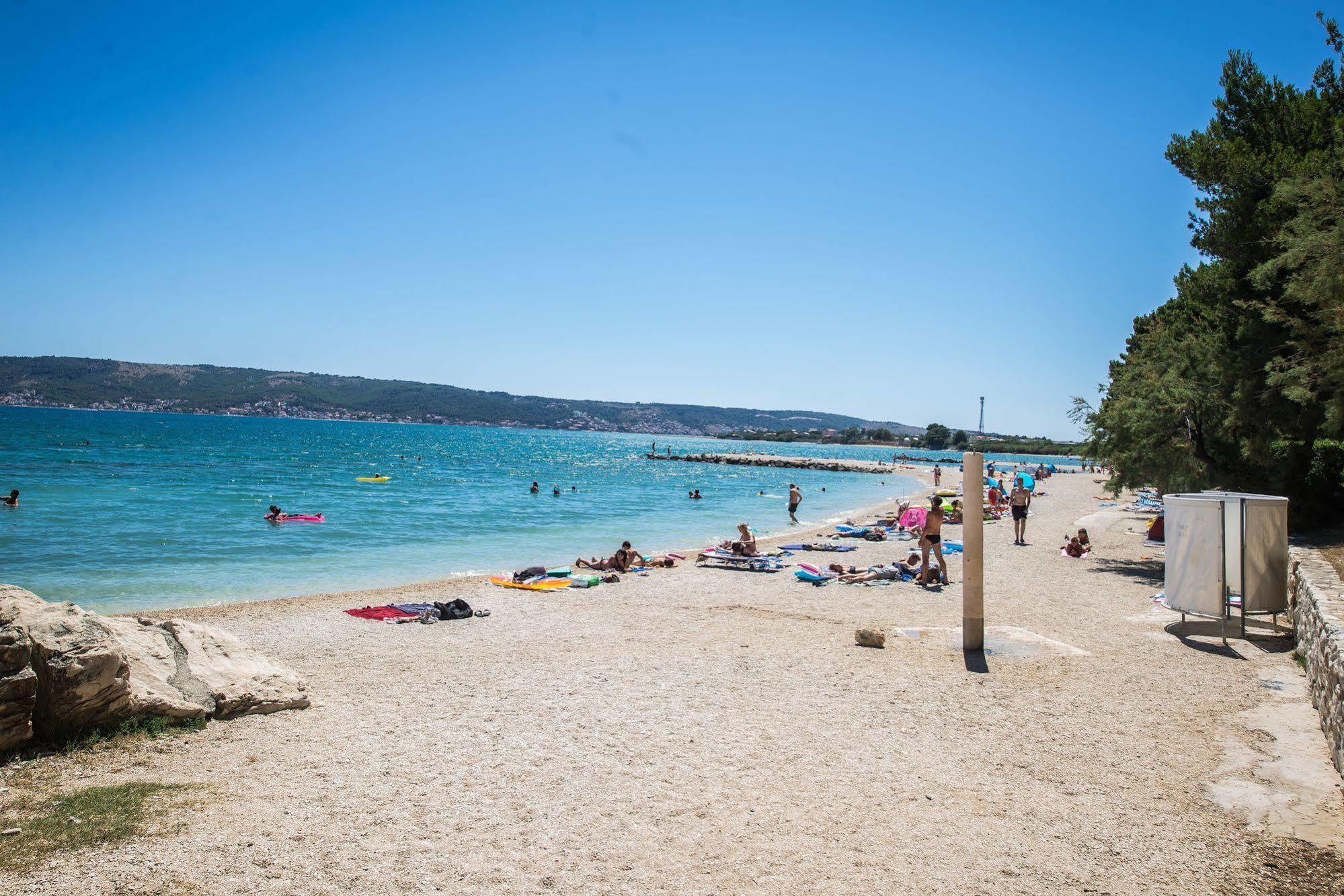 Hotel Manufaktura Kastela Bagian luar foto